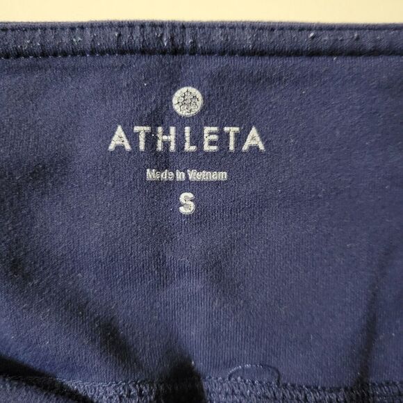 Athleta Women's Navy Capri Leggings - Picture 2 of 10